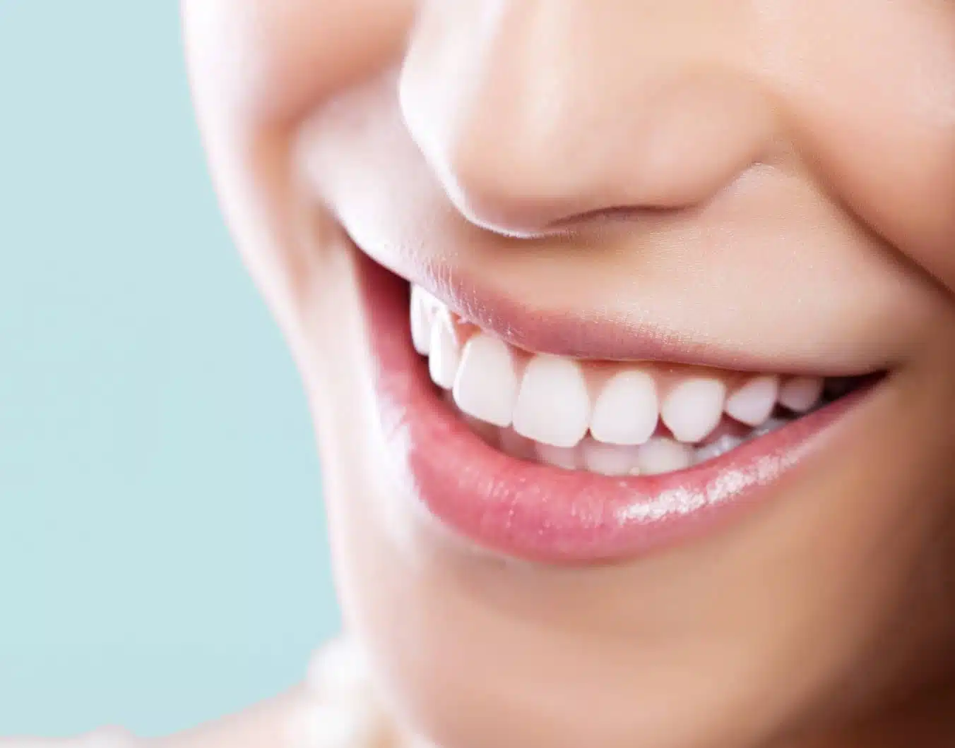 Peut-on aligner ses dents une fois adulte ? | Dr Temstet | Paris