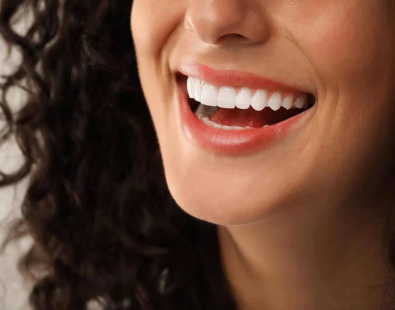 impact sourire harmonieux négociations affaire leadership | Dr Temstet | Paris